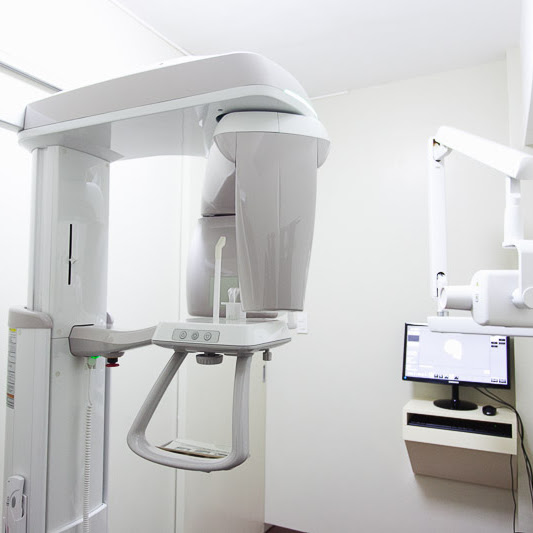 The digital panoramic X-ray suite at DBU Dental Care in Makati